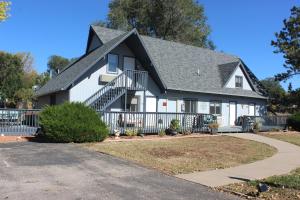 Budova, kde se penzion – hostinec nachází