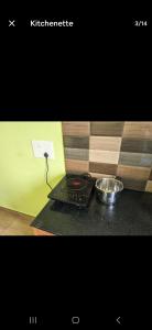 Køkken eller tekøkken på Silent AC Meditation Room