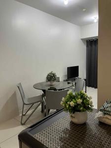 Μια τηλεόραση ή/και κέντρο ψυχαγωγίας στο Carlota247