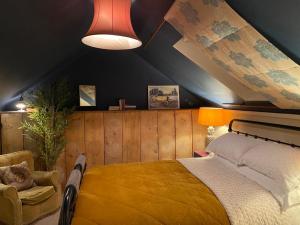 Ένα ή περισσότερα κρεβάτια σε δωμάτιο στο Family Gem in Bath, sleeps 18, stunning view +114 φωτογραφίες