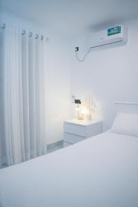 Ένα ή περισσότερα κρεβάτια σε δωμάτιο στο Cinnamon Wave Villa - Thalaramba, Mirissa