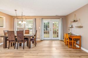 Fotografie z fotogalerie ubytování The Terry Sanford Guest House Apt C v destinaci Fayetteville + 13 fotografií