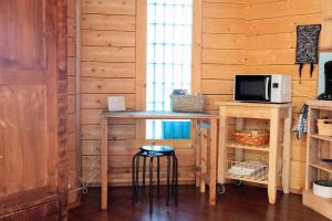 Kuchyň nebo kuchyňský kout v ubytování Serene Forestnest