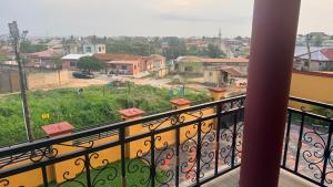 Galeriebild der Unterkunft LOUNEL BnB in Kumasi