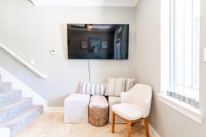 Imagen de la galería de Spacious 1 bed / 15 bath for TDY Rentals!!, en Ocean Springs