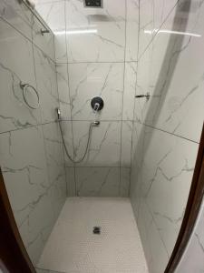 Ένα μπάνιο στο Braam guest house