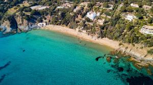 Φυσικό τοπίο κοντά σε αυτή η παραθεριστική κατοικία