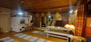 Et opholdsområde på Perinnetalo Taivalkoskella