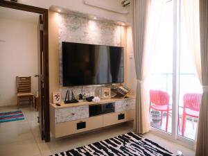 Gallery image of Cherry Blossom Hideaway Elegant 3BHK Cozy Ambience With Pool in Dabolim