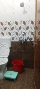 Vannituba majutusasutuses Kashi kedar paying guest house