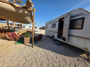 Kép Glamping Caravans In the Crater- גלמפינג קרוואנים במכתש szállásáról Micpe Ramonban a galériában Még 3 kép