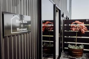 Fotografie z fotogalerie ubytování The Black Barn - Panoramic, Private & Luxury v destinaci Paroa