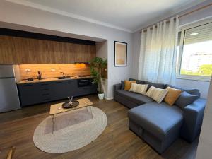 Et opholdsområde på shkodra city view apartment + 35 billeder