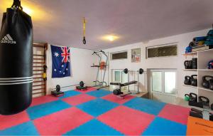 Γυμναστήριο ή/και όργανα γυμναστικής στο Cozy Home In Podstrana