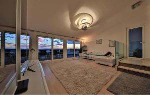 Χώρος καθιστικού στο Cozy Home In Podstrana