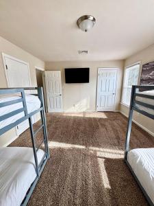 Imagen de la galería de Modern & Vibrant Oasis Minutes from Downtown, en Norfolk 40 fotos más