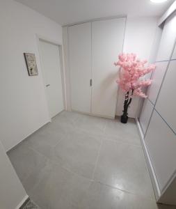 Ảnh trong thư viện ảnh của B&B Amit 15 minutes from the airport - אירוח כפרי עמית 15 דקות משדה תעופה ở Petaẖ Tiqwa