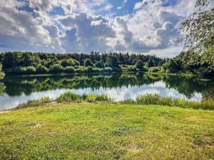 Φυσικό τοπίο κοντά σε αυτή η παραθεριστική κατοικία