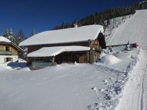 Το Skiurlaub und Wanderurlaub am Katschberg Almchalet am Katschberg by FeWo-Planlan τον χειμώνα