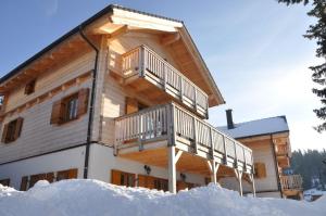 Το κτήριο όπου στεγάζεται  η παραθεριστική κατοικία