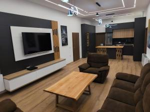 TV/trung tâm giải trí tại New Apartment