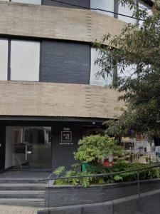 Το κτήριο όπου στεγάζεται  το διαμέρισμα