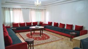 Χώρος καθιστικού στο City Center Stay - Résidence Omar 1 by ZenStay