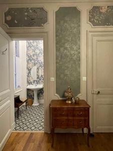 Koupelna v ubytování House of Mailly + 31 fotografií