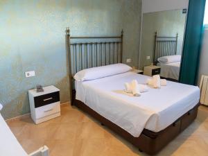 Postel nebo postele na pokoji v ubytování Modern holiday home in Almeria with pool