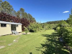 Příroda nedaleko prázdninového domu + 2 fotografie