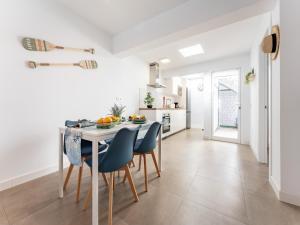 Kuchyň nebo kuchyňský kout v ubytování Apartment in Malaga with terrace + 21 fotografií