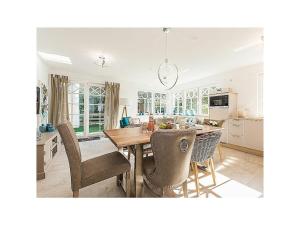 Posezení v ubytování Baltic Sea House Seagrass Fireplace