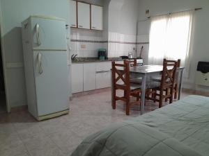 Η κουζίνα ή μικρή κουζίνα στο Departamento 3, Mi casita