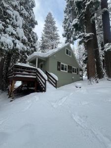 Cabin #6 v zimě