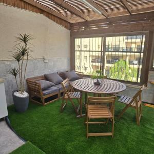 Χώρος καθιστικού στο Luxury Villa in Kiryat Ata Near Haifa