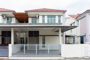 Budova, kde se prázdninový dům nachází