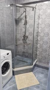 Ένα μπάνιο στο Sanmarko +3 φωτογραφίες