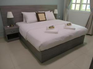 Ένα ή περισσότερα κρεβάτια σε δωμάτιο στο Sovereign Hotel - Marriage Certificate Required