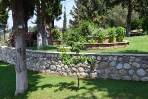 Zahrada ubytování Sea View Villa with 4 bedrooms - grECOrama