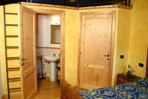A bathroom at Bed and Breakfast San Firmano