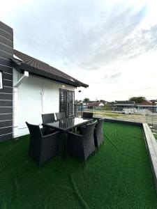 Φωτογραφία από το άλμπουμ του Pontian Po Po Homestay σε Kampong Atap