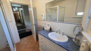 Koupelna v ubytování Magpie and Stump Hotel 'Nest Accommodation'