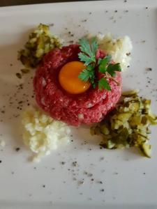 Jídlo v hotelu nebo okolí