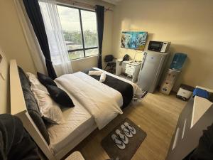 Μια τηλεόραση ή/και κέντρο ψυχαγωγίας στο InDesign Makumbi apartments