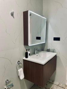 Ванная комната в Ella waterfall view +85 фотографий