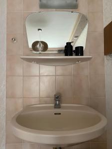 Ένα μπάνιο στο Haus Lois