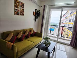 Posezení v ubytování Cozy Pool Resort Near Airport