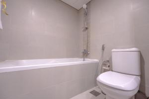 Phòng tắm tại Stylish 1BR with Private Balcony Saadiyat Stay