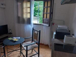 Φωτογραφία από το άλμπουμ του Studio calme, ventilé dans écrin de verdure 2mns de la plage, du bourg σε Chambort