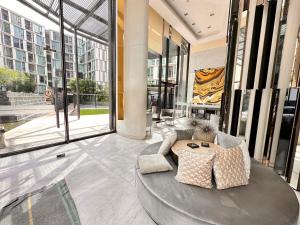 Posezení v ubytování The Base Uptown